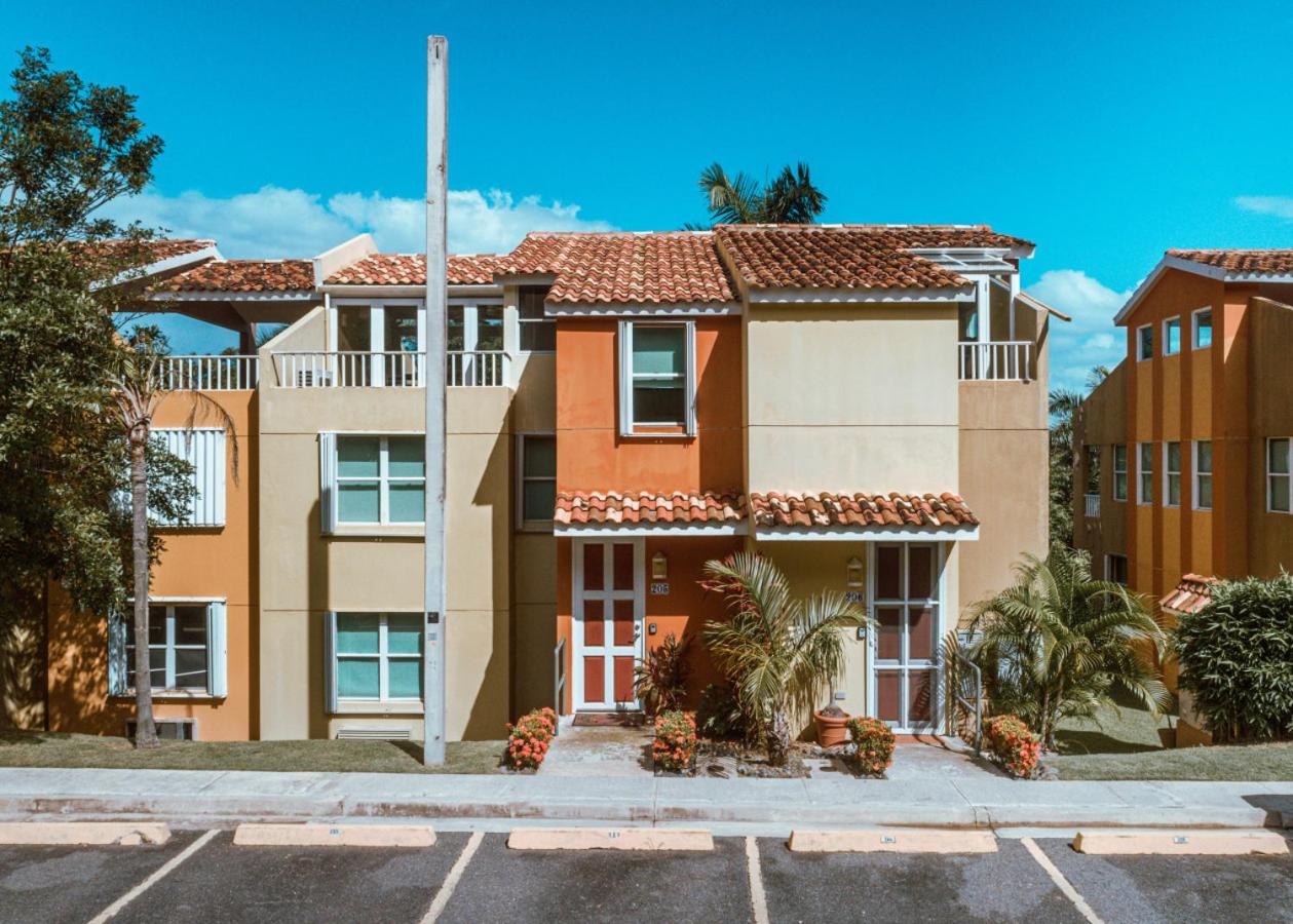 Landing View 304 | Rooftop & Walk to Sandy Beach - Ferienwohnung Rincon