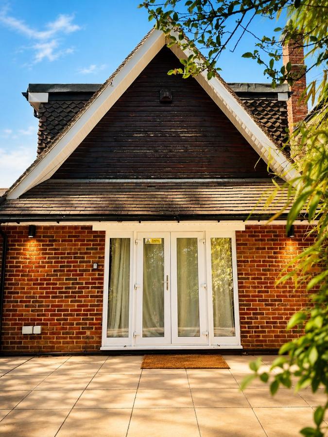 Spacious retreat, perfect for families - B&B Windsor