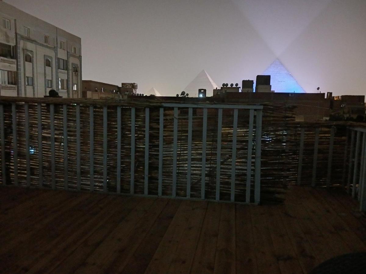 The 5 Inn 1 Rooftop Pyramids View - B&B El Cairo