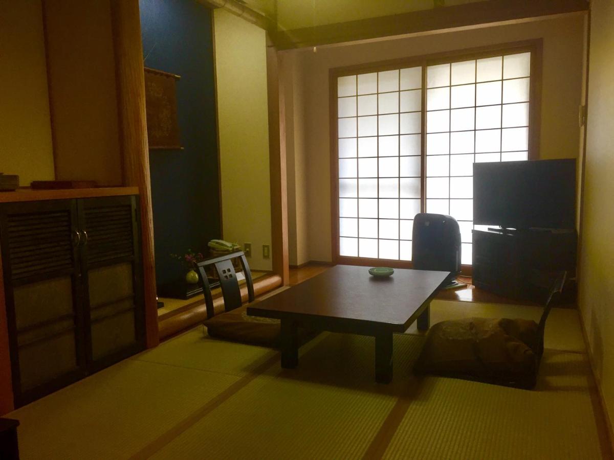 Economy Zweibettzimmer im japanischen Stil mit Gemeinschaftsbad - Zimmernummer 202