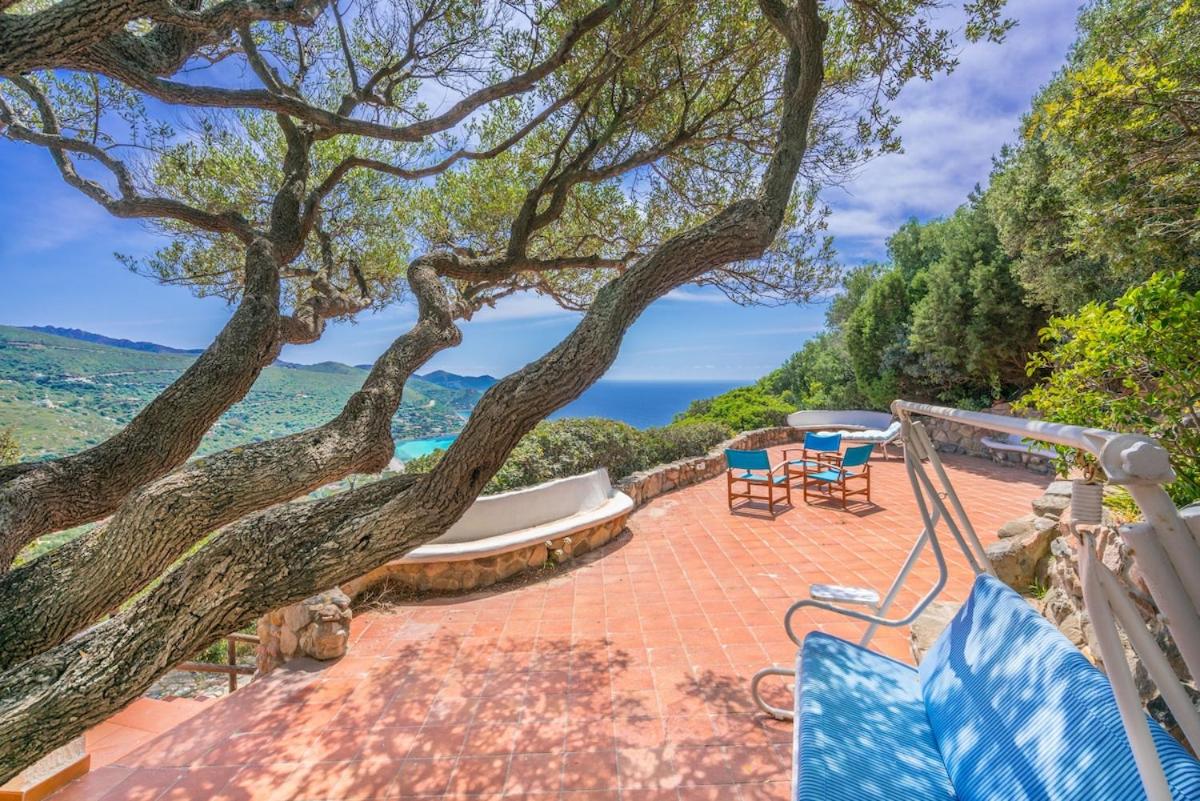 Villa Aurelia - Bed and Breakfast Torre delle Stelle