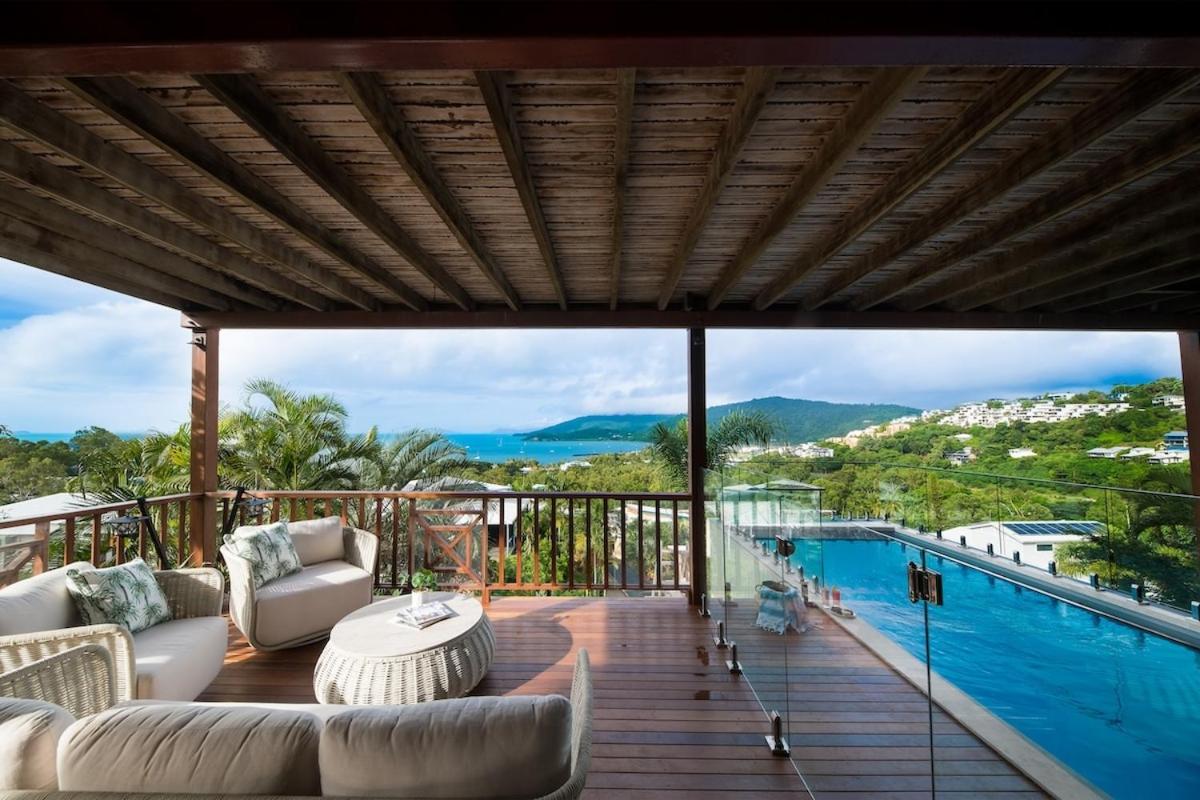 Coral Sea Views - B&B Airlie Beach