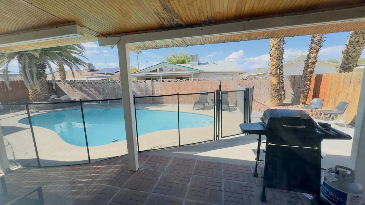 Molino 3 bedroom 2 bath with pool - B&B Las Vegas