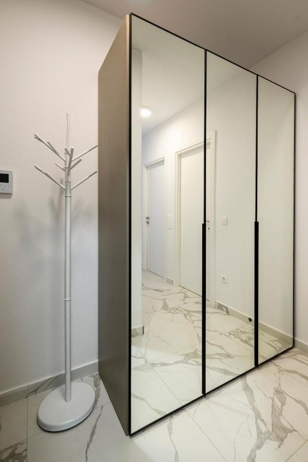Brand new Luxury apartment G & L with sea view - B&B Trogir