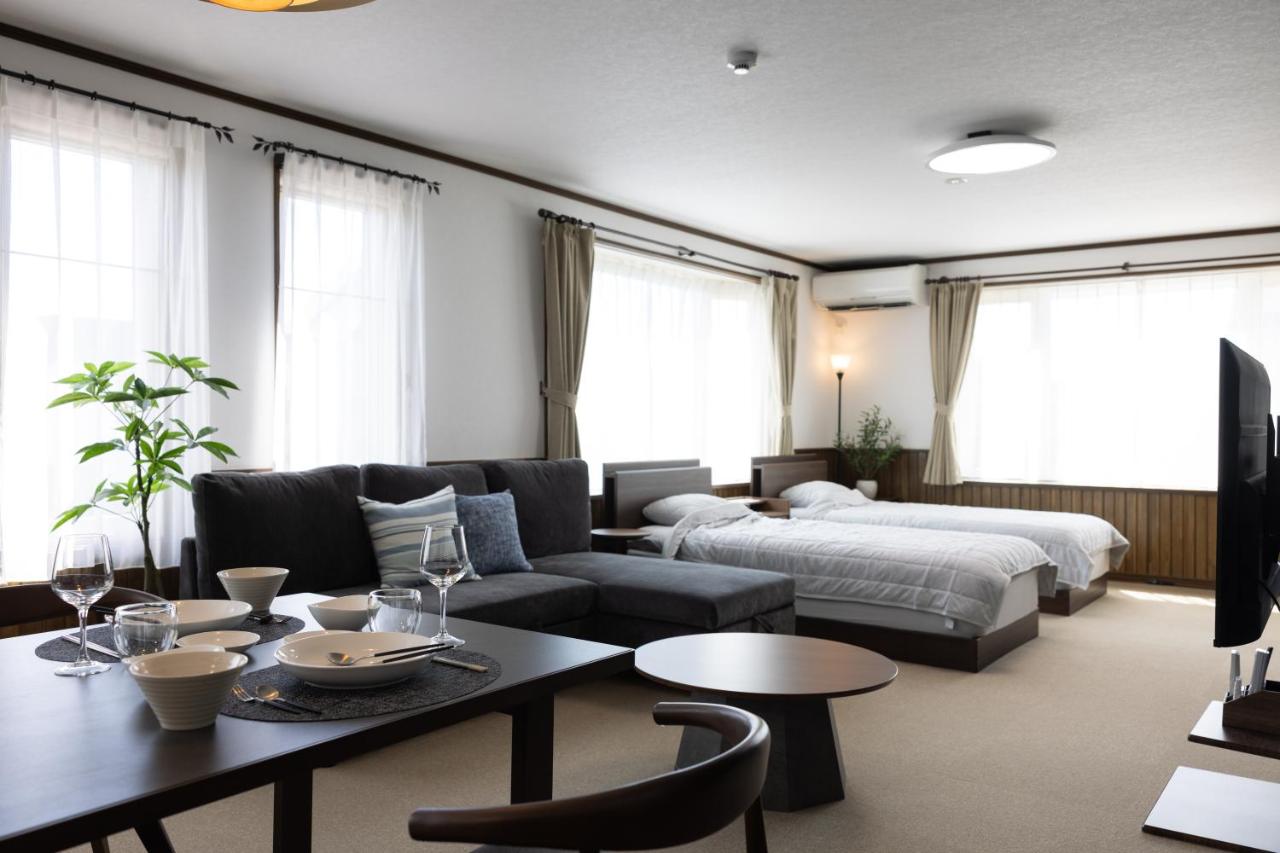 BIEI EARTHTABLE stay with welcome drink - Bed and Breakfast Biei