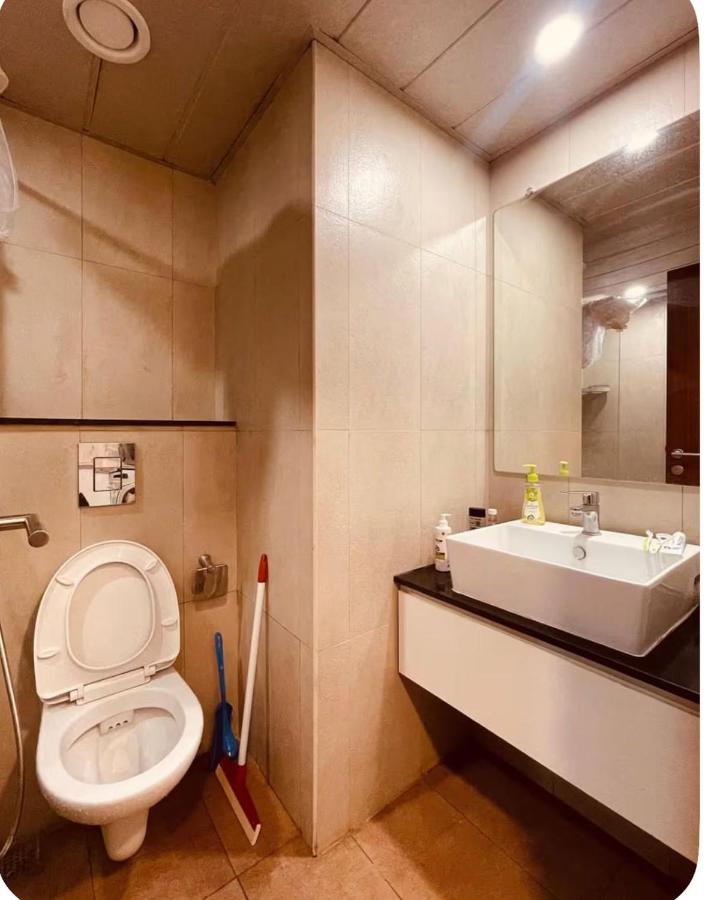 Aesthetic 1bhk Near Mall of Asia - Chambres d'hôtes Bangalore