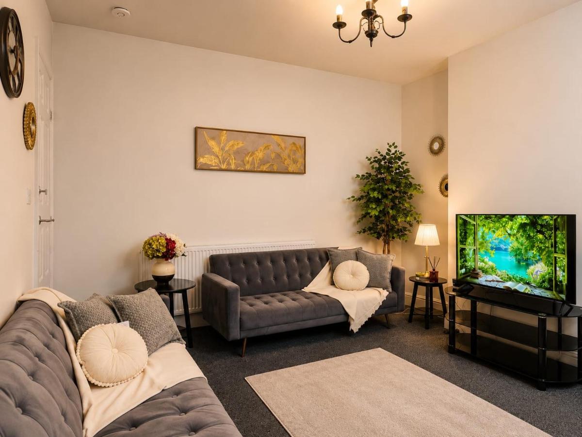 Stylish 2BR Leeds home, 5 Min to City Centre - B&B Leeds