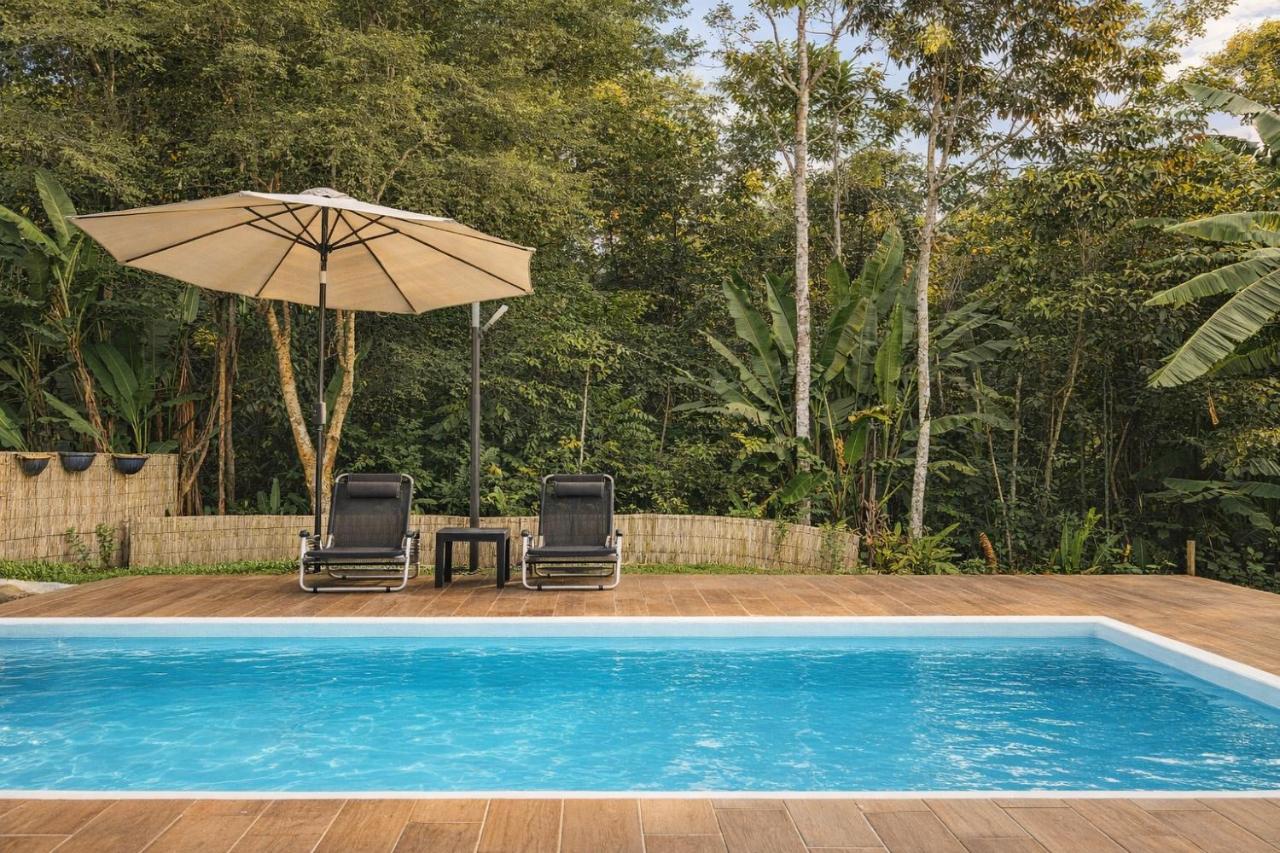 Loft piscina, ar condic, area de lazer e natureza - Chambres d'hôtes Ubatuba