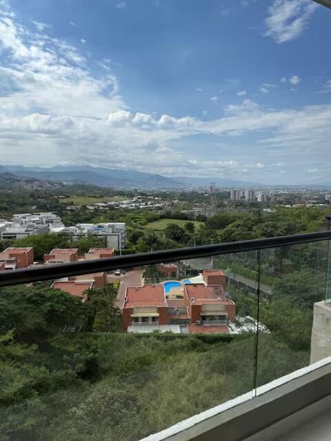 Moderno Apartamento con vista, comodidad y estilo - Ferienwohnung Pance