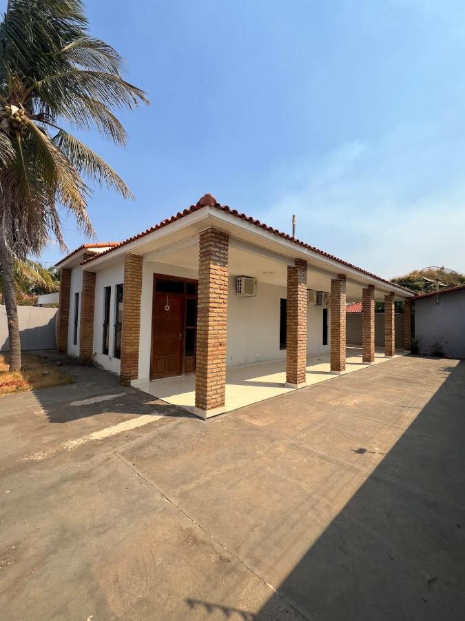 Casa Alto Padrão, Suíte, Closet e Cozinha Gourmet - B&B Nova Xavantina