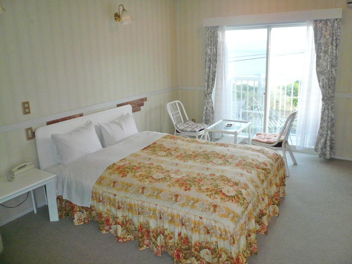 Double Room with Sofa Bed and Sea View