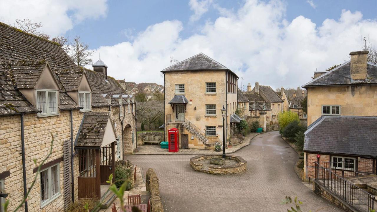 Emma Dent - Bed and Breakfast Winchcombe