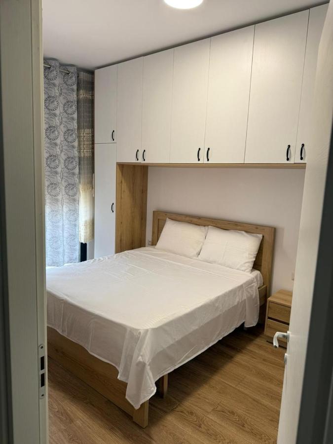 Amber Apartament - Ferienwohnung Tirana
