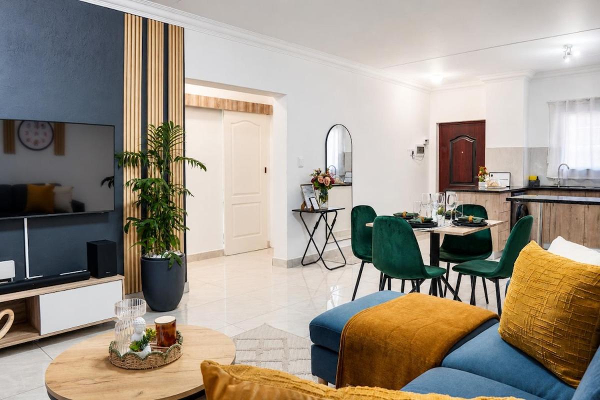 Lambiance Epanouie at OR Tambo Airport - B&B Boksburg