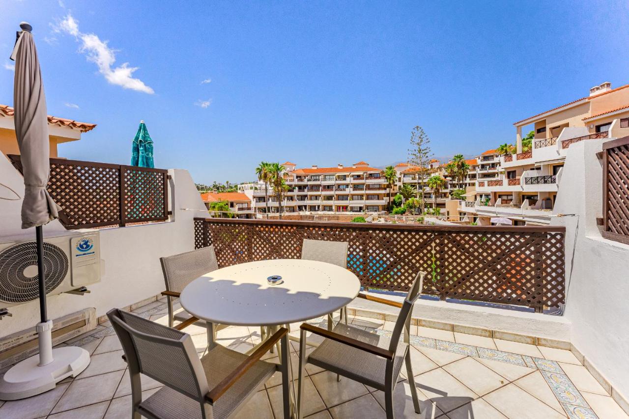 New renovated top floor apartment with heated pool in Golf del Sur - Ferienwohnung San Miguel De Abona