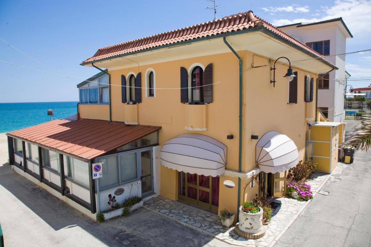 Da Mariolino - Bed and Breakfast Numana