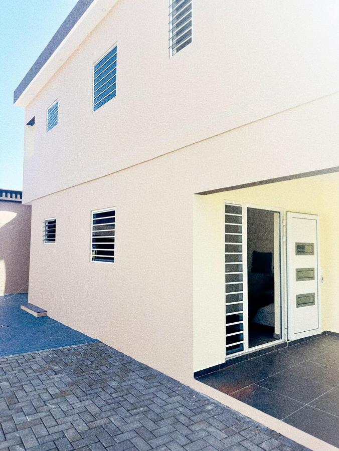 Onawi Holiday Apartment - B&B Willemstad