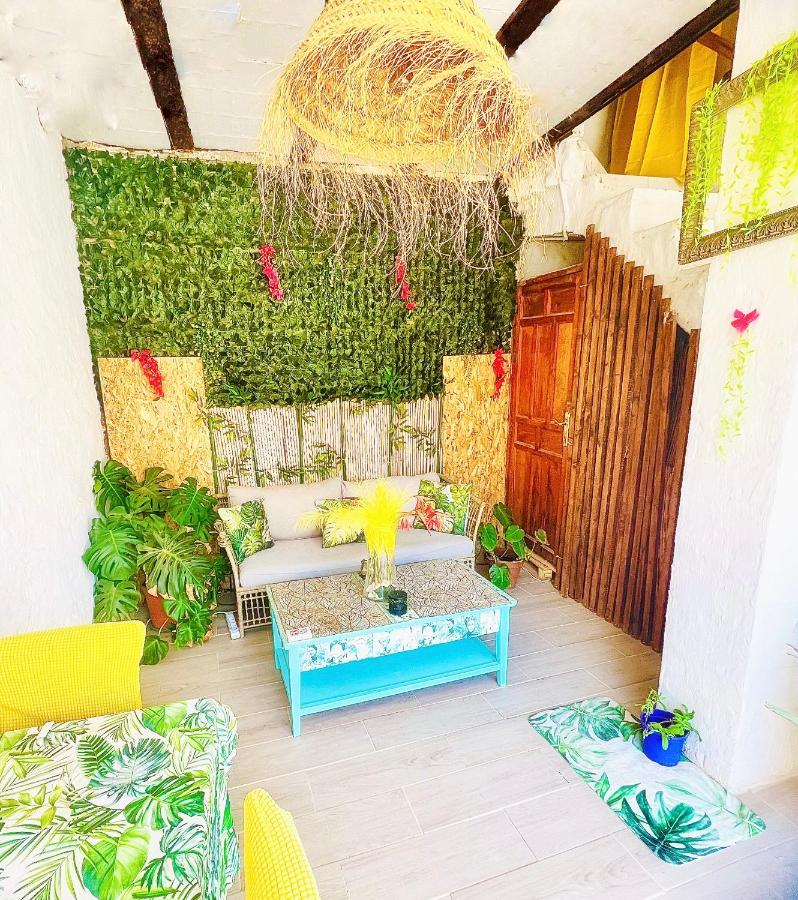 Castle Hill House Relax and SPA - B&B Alora