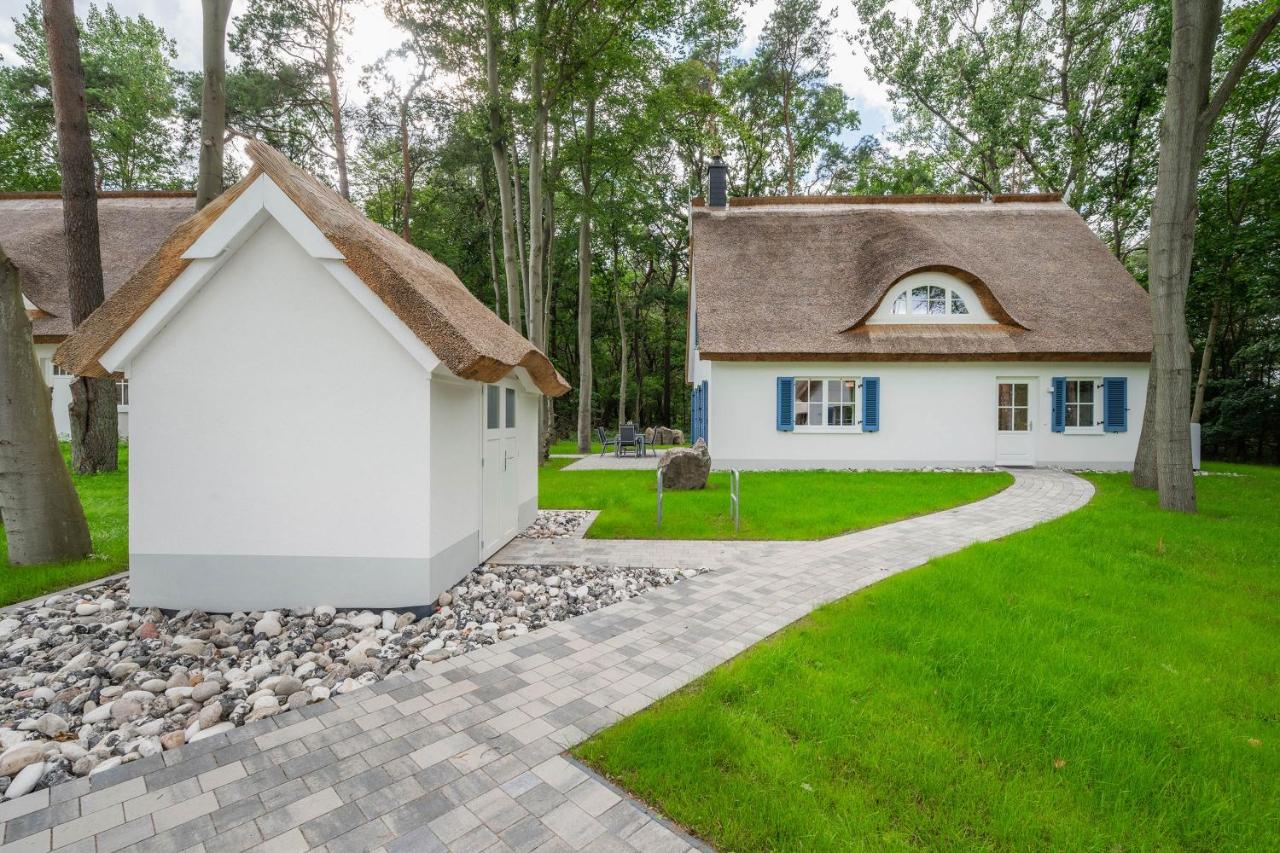 Fischerdorf Ferienhaus Im Kiefernwäldchen - B&B Zirchow