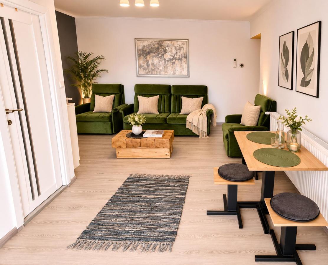 Pomiculturii 8 - Quiet 1BR with Balcony - Bed and Breakfast Timişoara