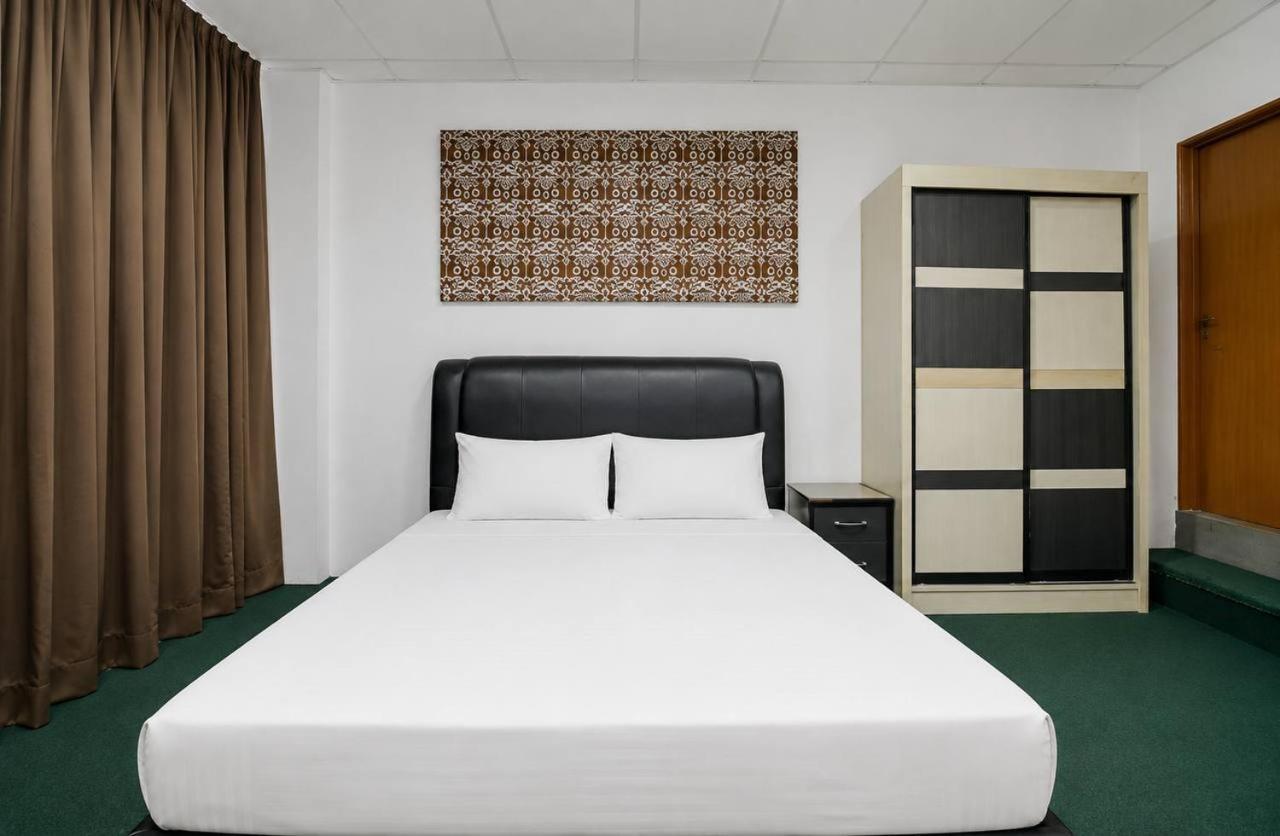 Syahirah Hotel - B&B Marang