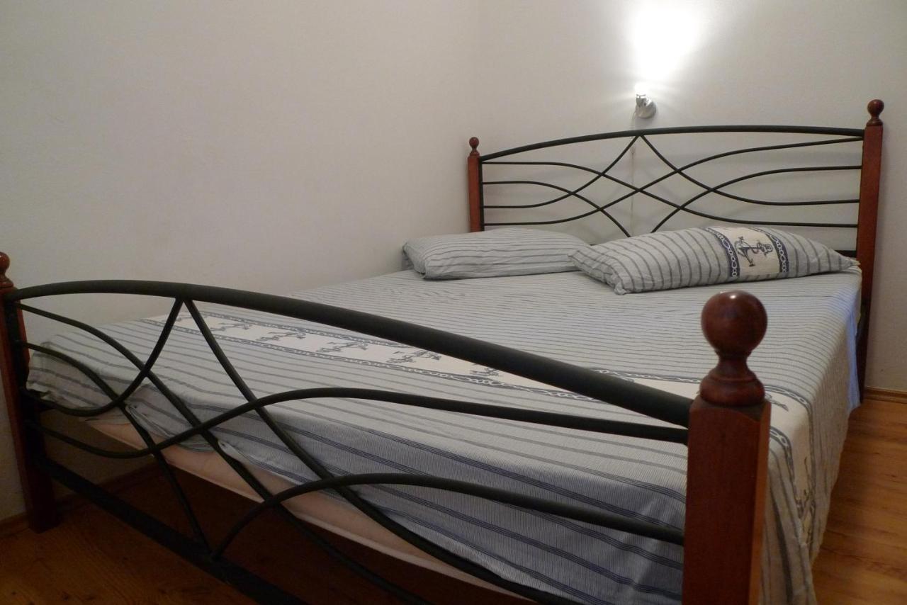 Apartment mit 2 Schlafzimmern und Balkon