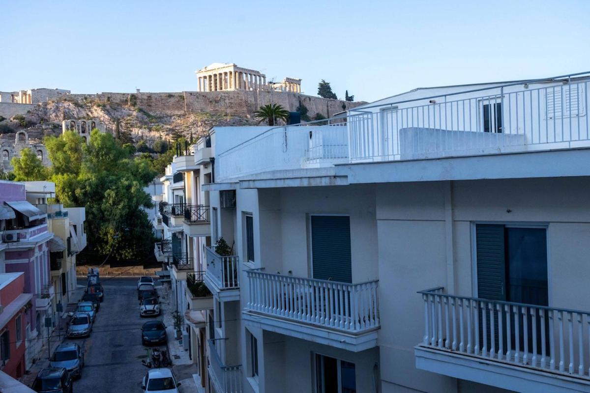 Acropolis Perspective by Eleni & Nikolas - B&B Atenas