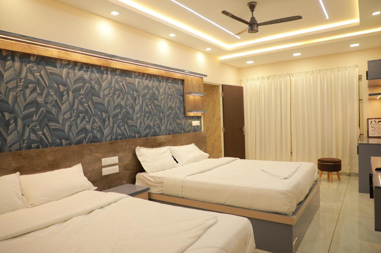 Kayaloram Waterfront Homestay - B&B Kochi