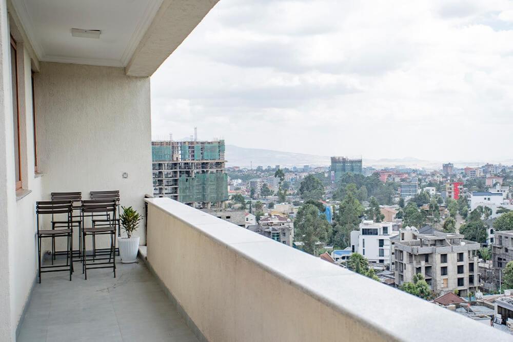 PrimeNest - Luxury Two and Three Bedroom Apartments - Chambres d'hôtes Addis-Abeba