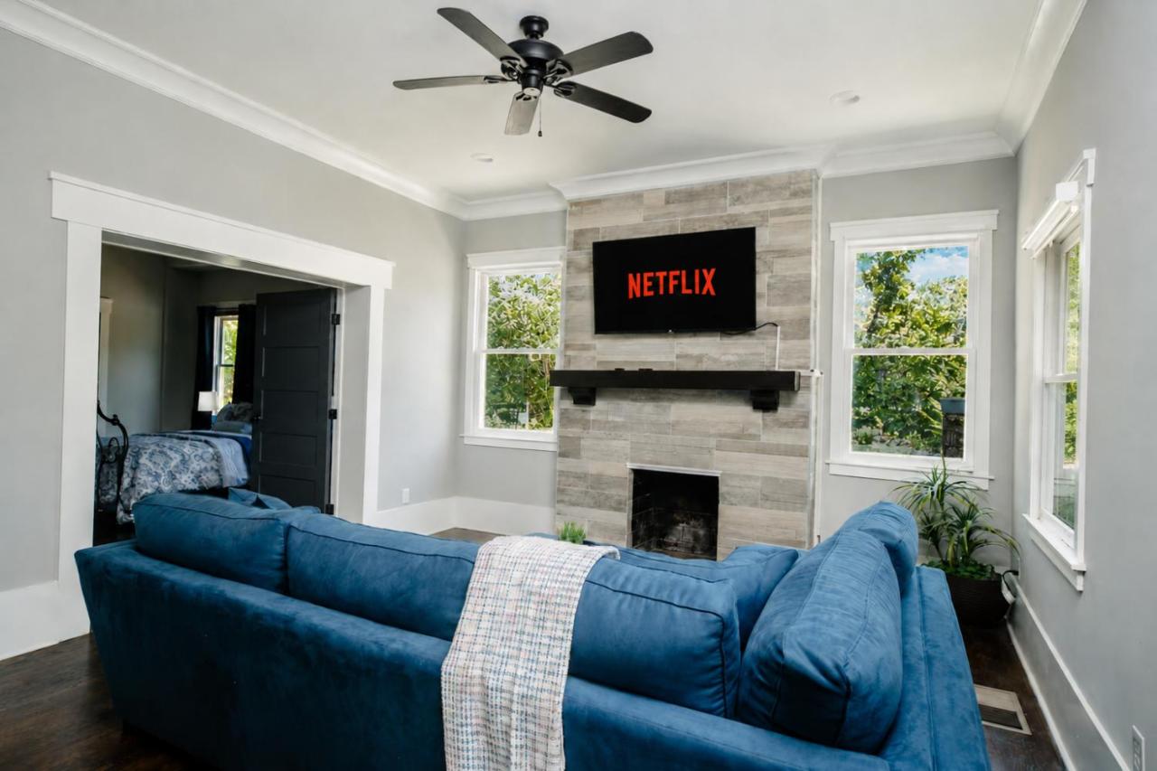 BeltLine Retreat Craftsman Home Near Stadium and Trail - B&B Atlanta