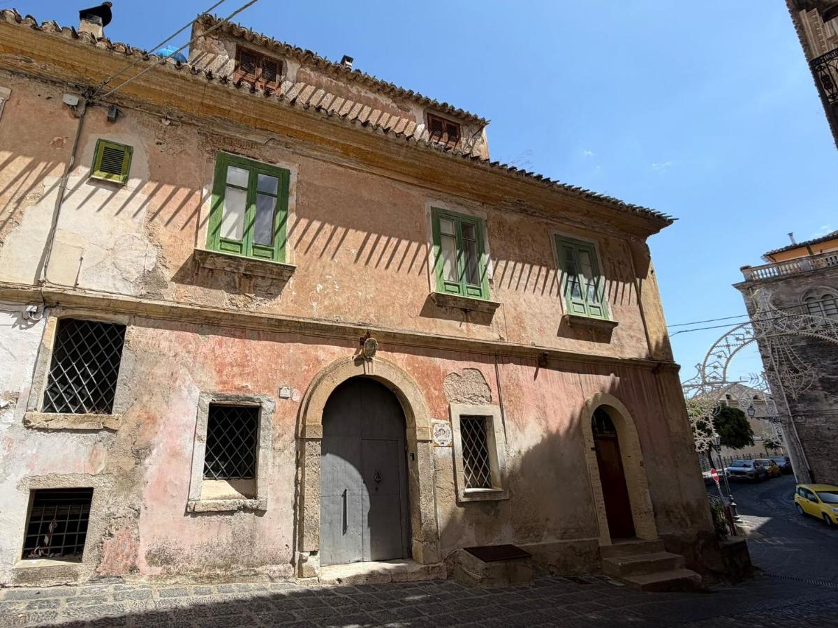 Bottega Apartment - Chambres d'hôtes Rossano