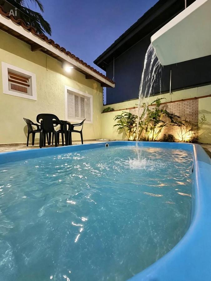 Casa Encanto da Praia - com piscina, 90m da praia - B&B Itanhaém