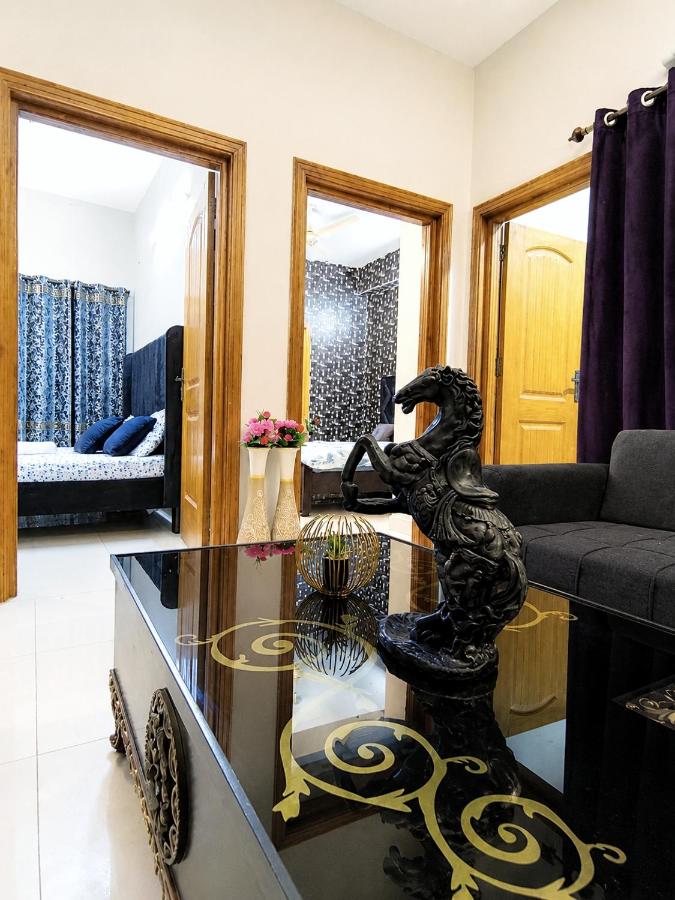 Private and Cozy 2Bedroom Sector E-11 Islamabad- Fully Equipped Kitchen - AC - Netflix - Reserve free Parking - E-11 - B&B Islamabad