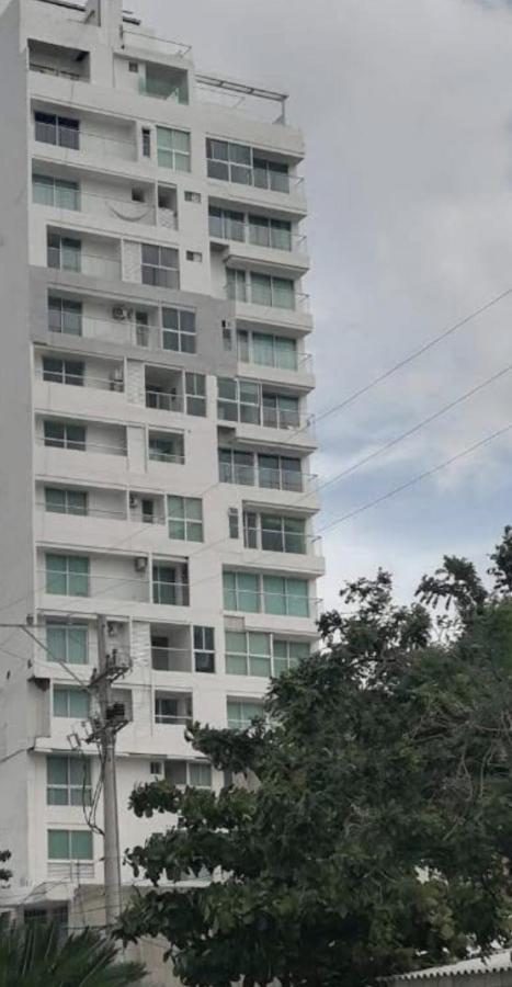 El Rodadero Apt by the Beach - B&B Santa Marta