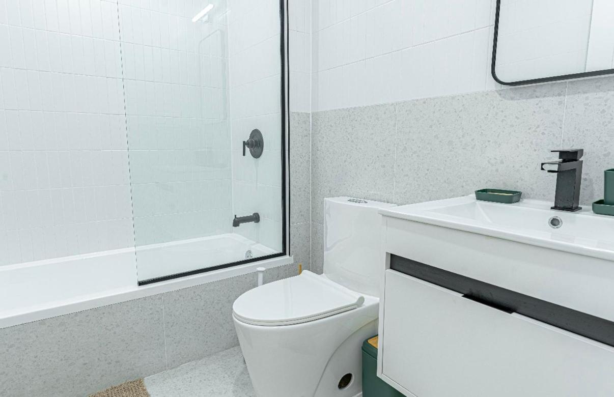 Apartamento de 2 dormitorios con balcón