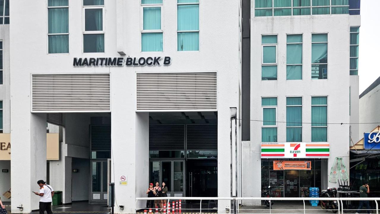 Maritime Seaview Suite By NGN Homestay - B&B George Town
