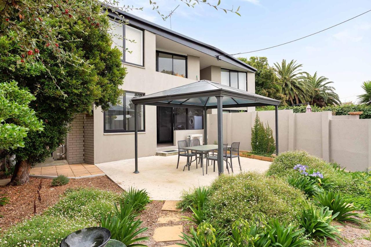 Boutique Stays - Lilly Pilly - B&B Melbourne
