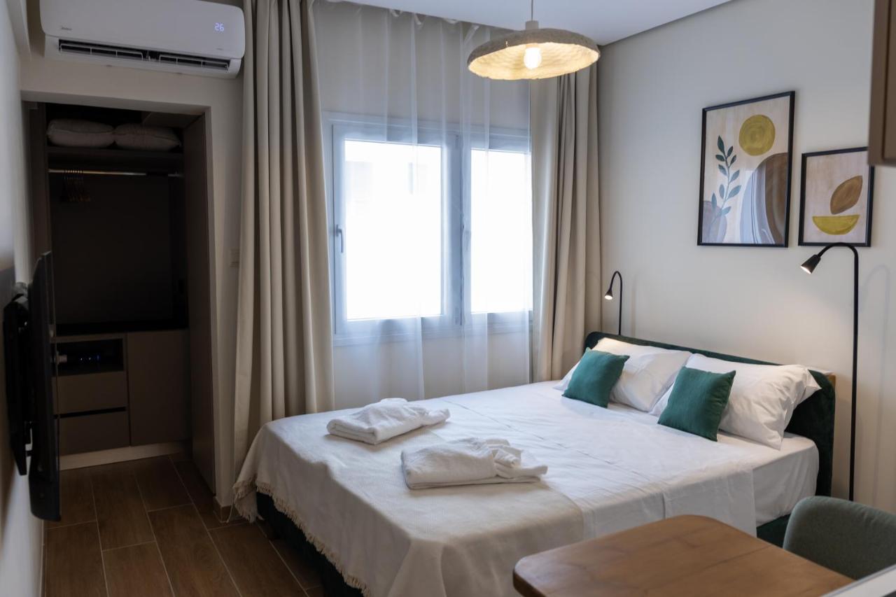 Nadias Modern Boutique Studio Double or Twin bed - B&B Larnaka