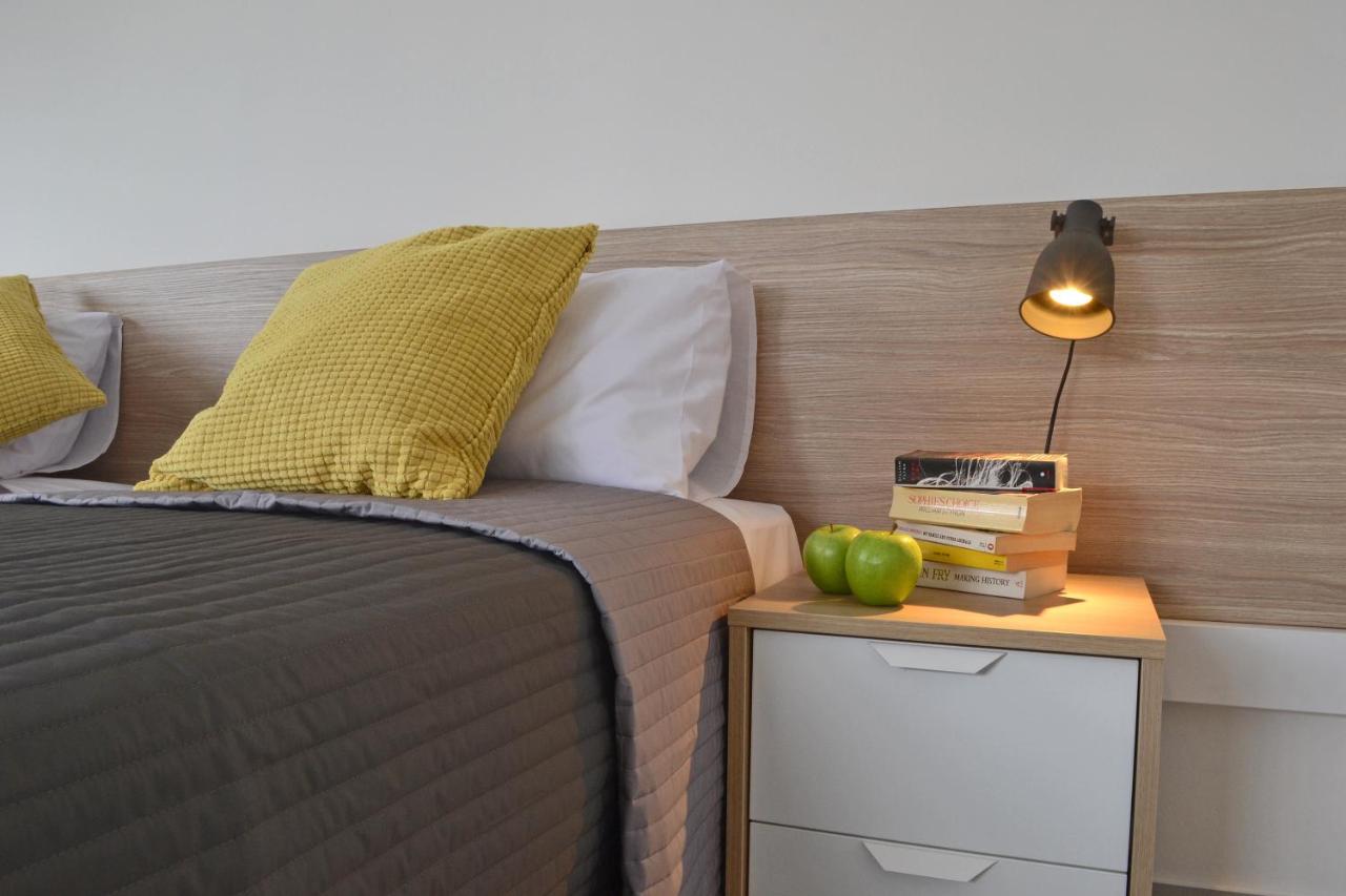 One-Bedroom Apartment with City & Mountain View