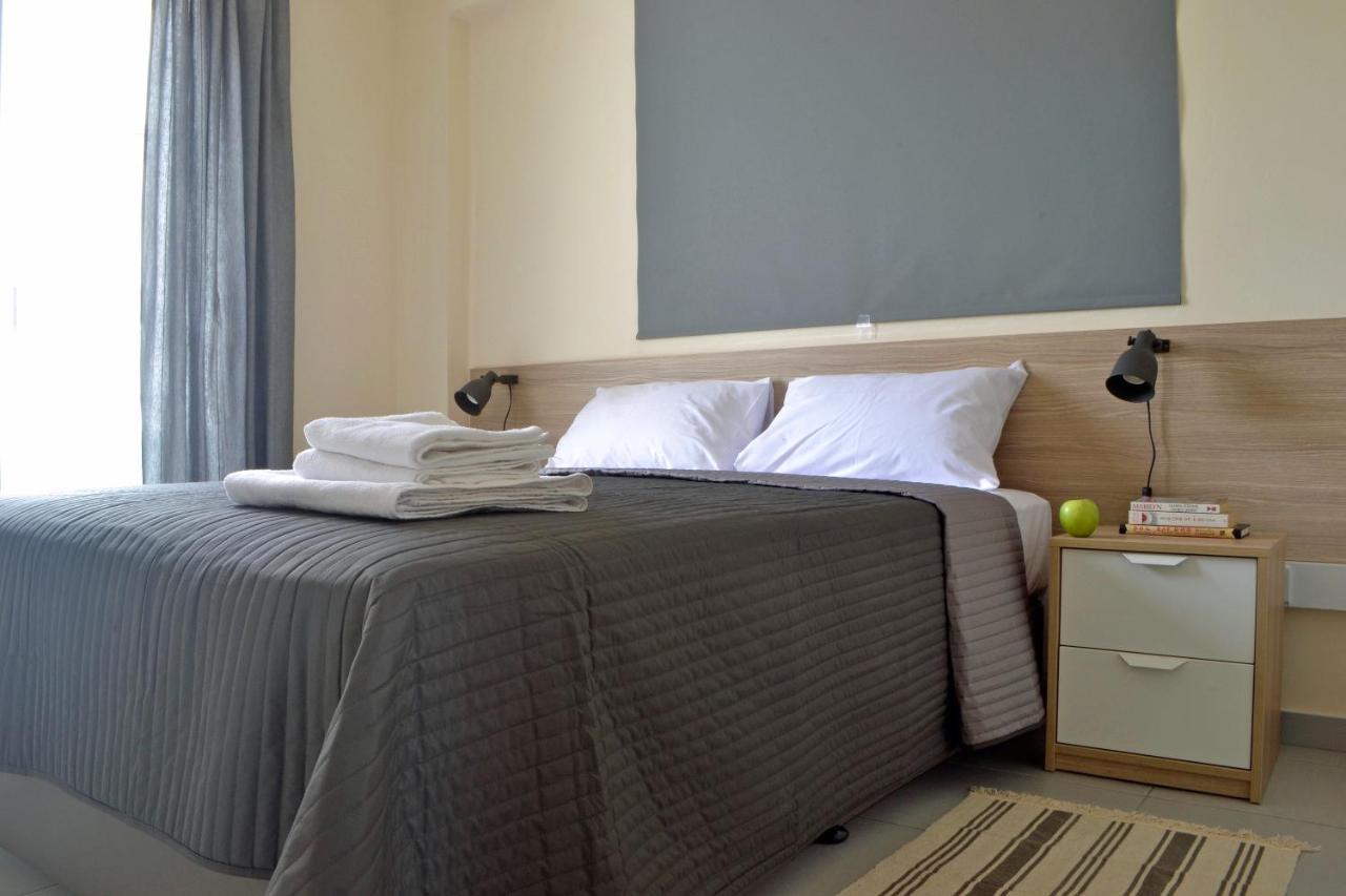 Apartamento de 1 dormitorio con vistas parciales al mar