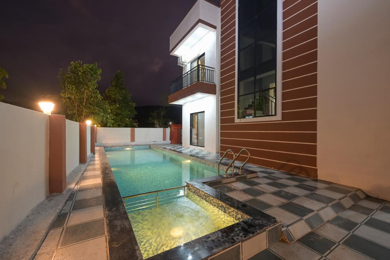 EMPREAN STAY II MI CASA VILLA II 4BHK II AC II TT TABLE lI PVT POOL - Chambres d'hôtes Lonavla