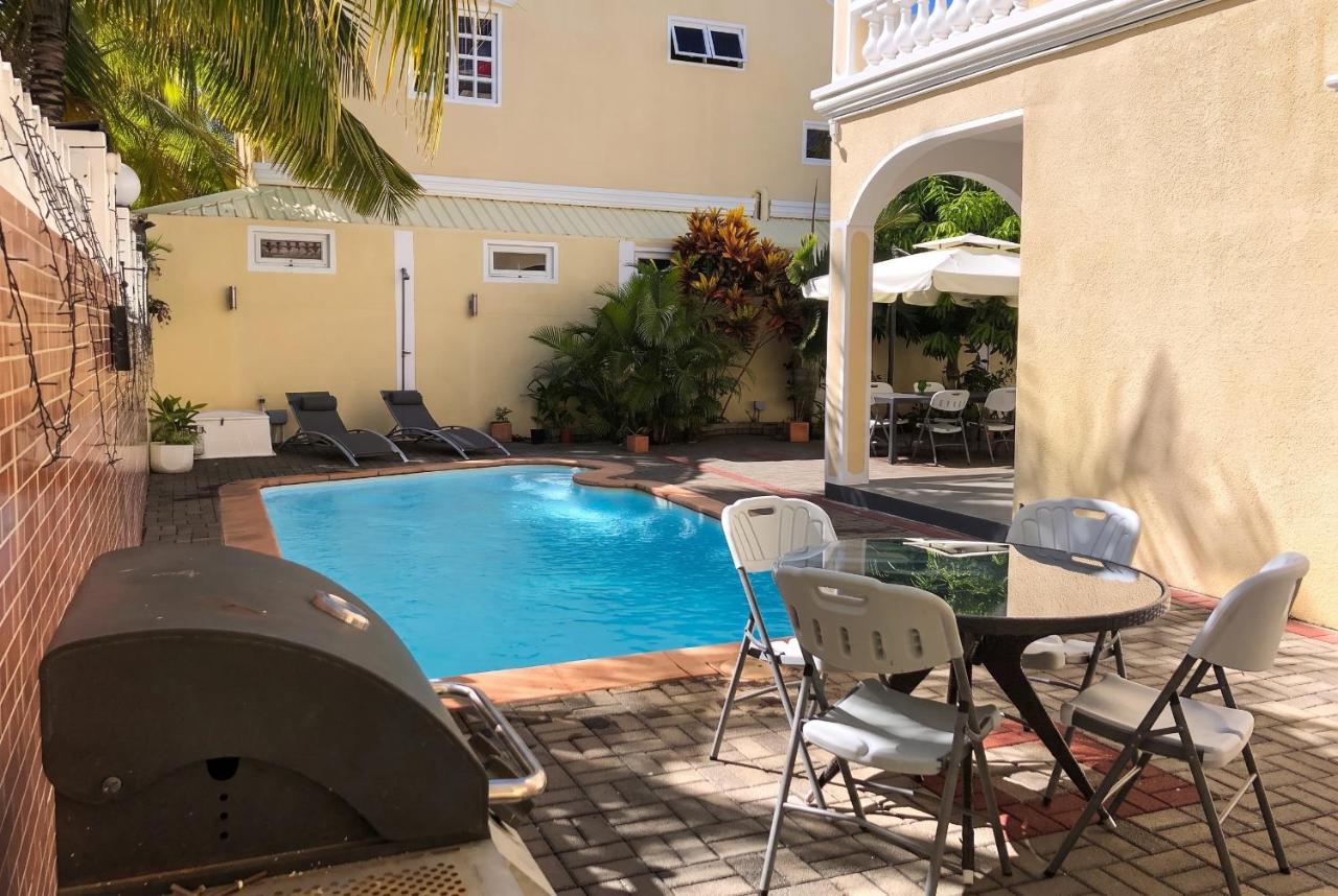 Coco Villa - Authentic Kaz, Piscine & Plage 10min - B&B Péreybère