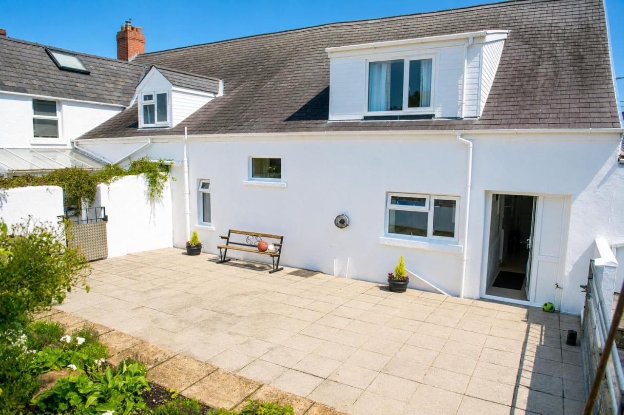 Awel Taf - lovely cottage close to amenities perfect for families - Ferienwohnung Saint Clears