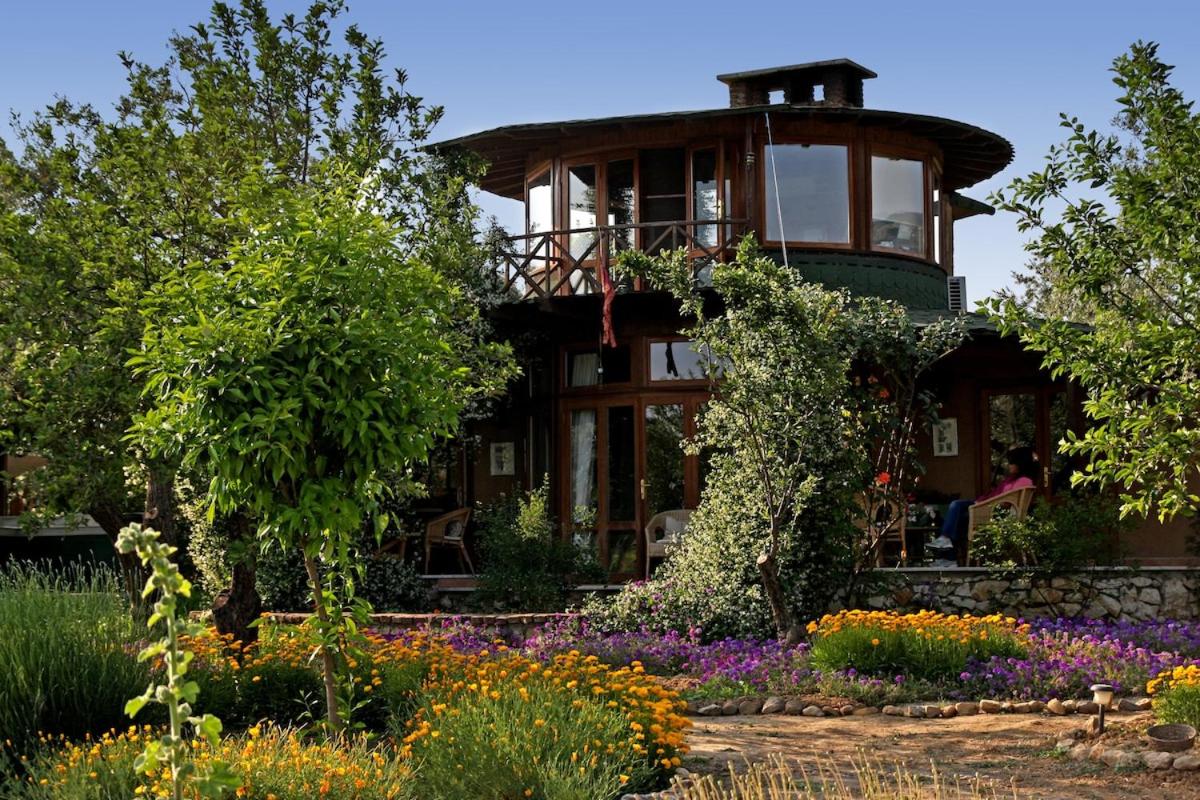 Kriskas Home Licensed Tourism Accommodation - Chambres d'hôtes Boyalıca