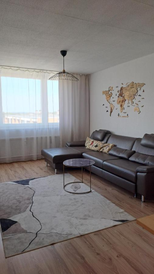 3-Room Apartment in a Green Location, Ideal for a Family - B&B Duisburg