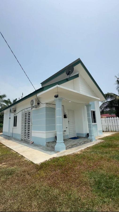 Homestay Rumah Kebun - B&B Sabak Bernam