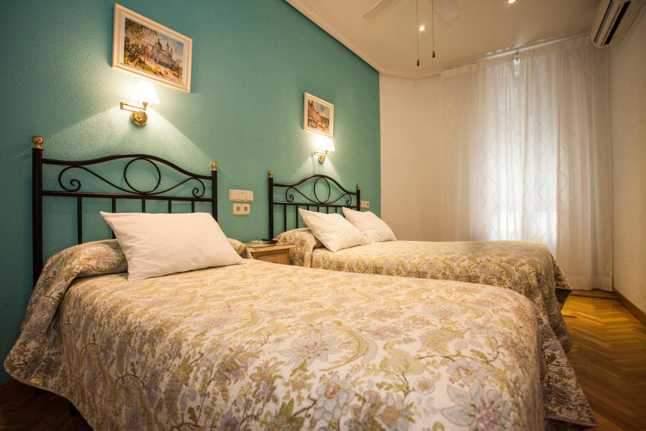 Camera Familiare con Bagno Privato