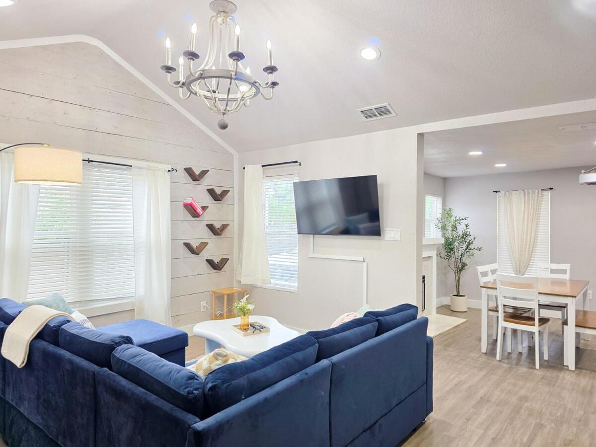 Family Friendly Modern Spacious 3BD 2BA - B&B Abilene