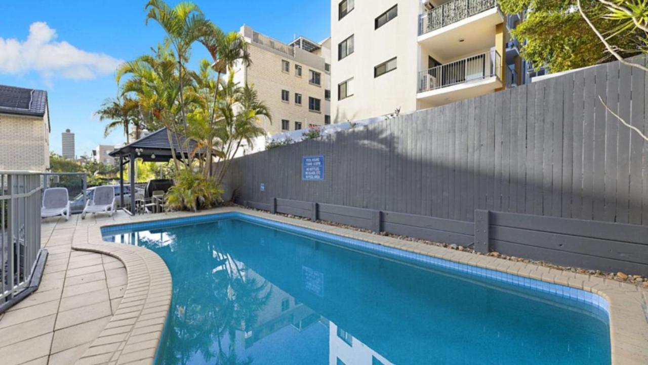 Kings Cove Unit 12 - B&B Caloundra