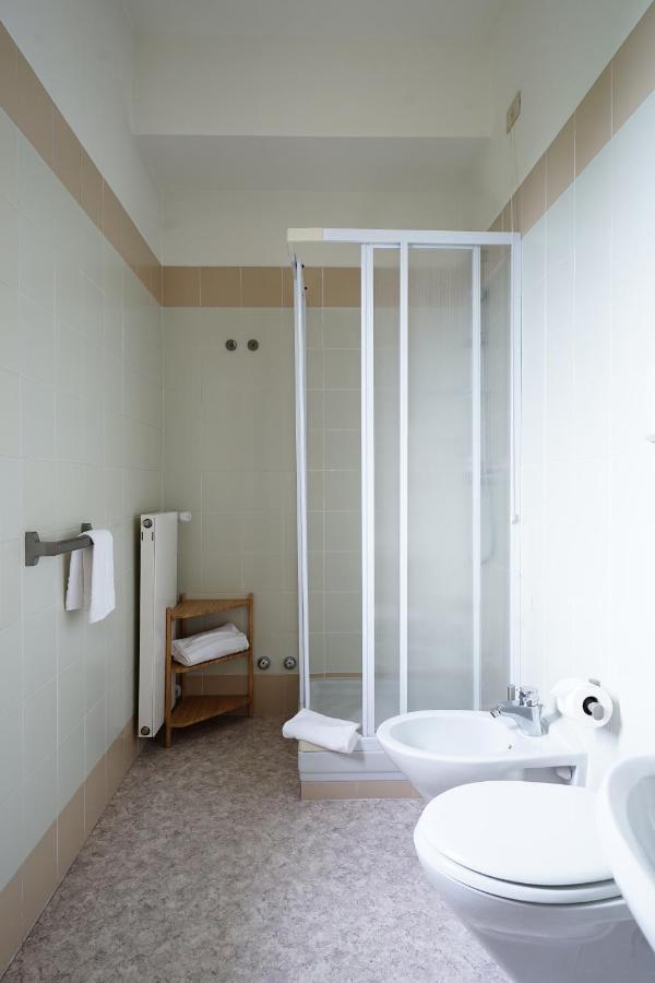 Driepersoonskamer met Eigen Badkamer